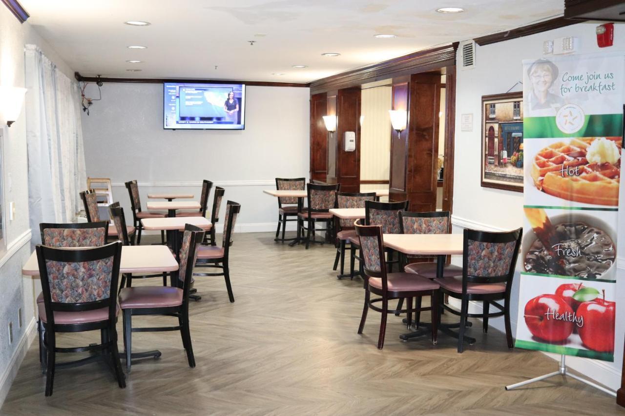 Quality Inn Rocky Mount Esterno foto
