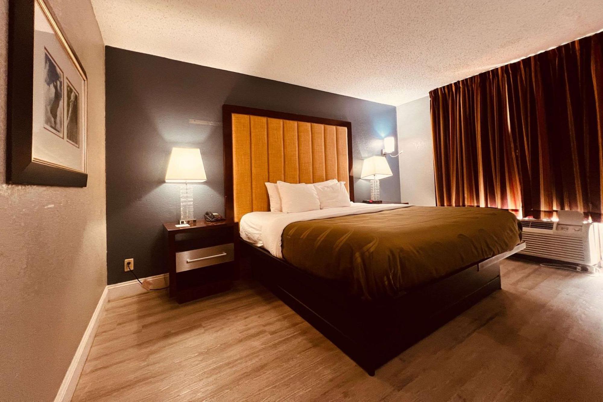 Quality Inn Rocky Mount Esterno foto