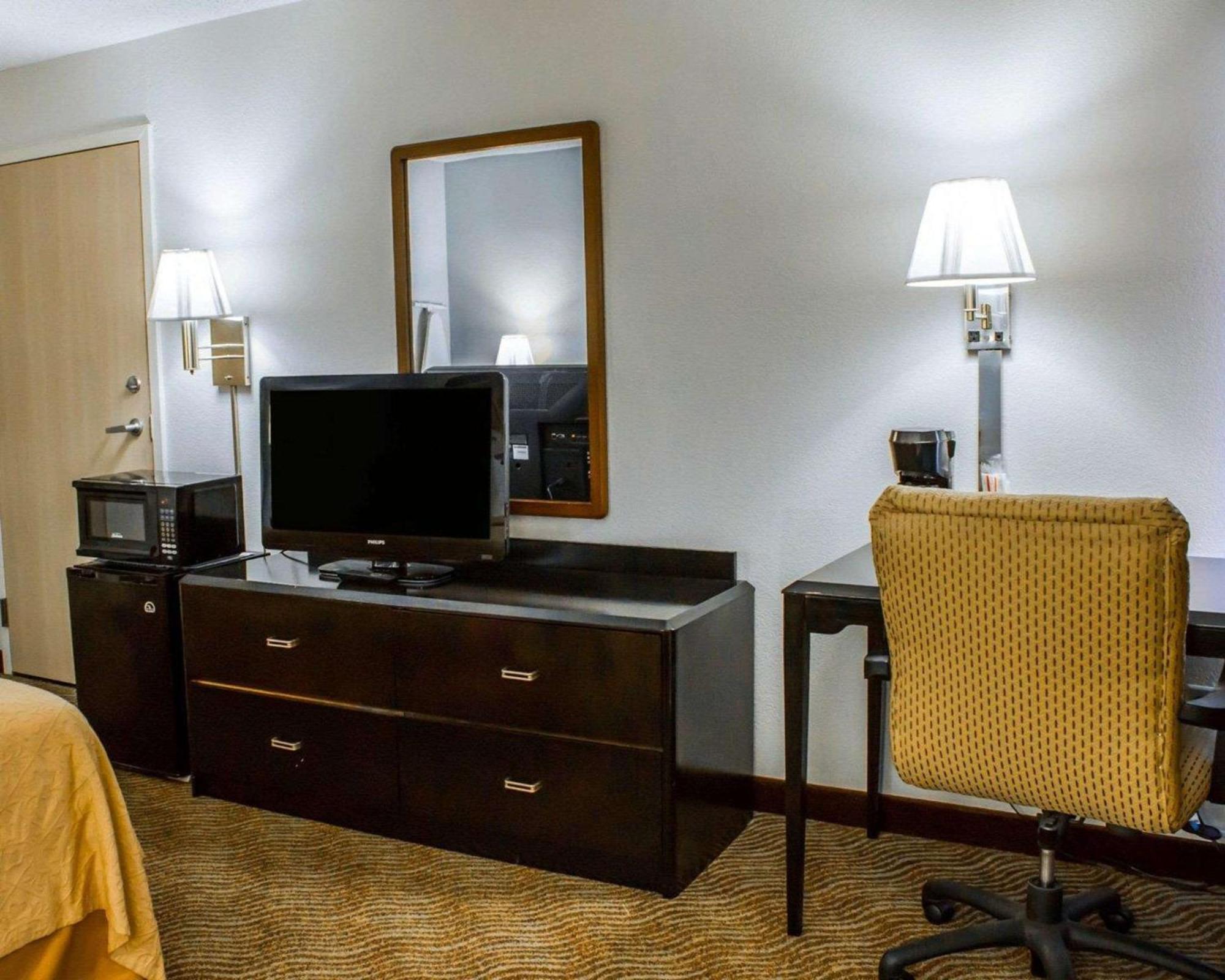 Quality Inn Rocky Mount Esterno foto